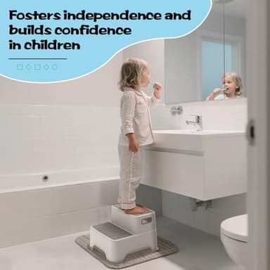 ZLMHYYM Toddler Step Stool for Bathroom Sink, 2 Pack Step Stool for Kids, Plastic Potty Training Toilet Stepping Stools, Child and Baby Lightweight&No-Slip Two Step Stools for Kitchen(Off-White/Gray) - Image 4