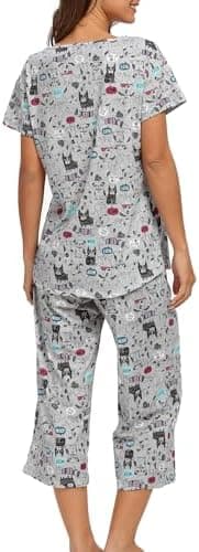 ENJOYNIGHT 2 Pack Womens Pajama Sets Cotton Short Sleeve Top with Capri Pants Summer Pjs Sleepwear - Image 7