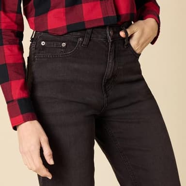 Amazon Essentials Women's High-Rise Straight Jeans - Discontinued Colors, Washed Black, 6 - Image 4
