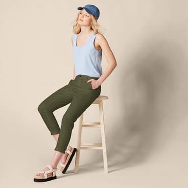 Amazon Essentials Women's Mid-Rise Slim-Fit Stretchy Cropped Tapered Leg Khaki Dress Pants (Available in Plus Size), Dark Olive, 18 - Image 5