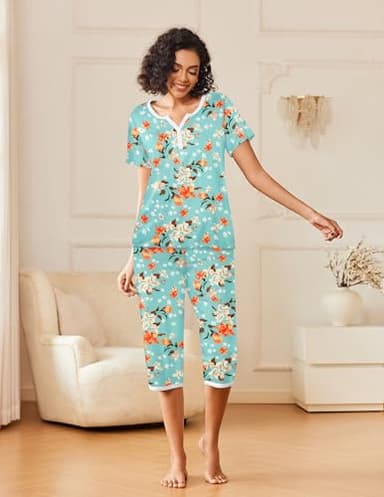 Ekouaer Womens Pajama Sets Short Sleeve Sleepwear Top and Capri Pants 2 Piece Loungewear With Pockets, Green/Orange/White/Floral, Medium - Image 3