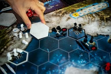 Renegade Game Studios G.I. Joe: Battle for The Arctic Circle Powered by Axis & Allies - Image 7
