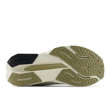 New Balance Women's FuelCell Propel V5 Running Shoe, Linen/Gold Metallic/Stoneware, 8.5 Wide - Image 7