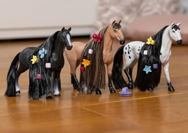 Schleich Horse Club Sofia's Beauties, Knabstrupper Stallion Beauty Horse with Brushable Hair - 8pc Styling Horse Figurine and Playset Accessories for Boys and Girls, for Kids Ages 4+ - Image 5