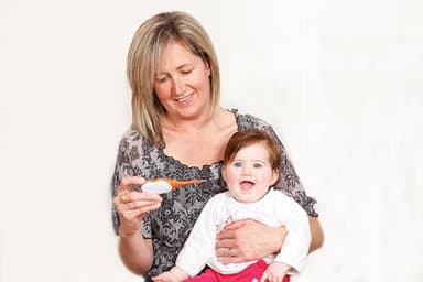 Dreambaby Rapid Response Digital Thermometer with Fever Alert, Orange - Image 3