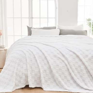NEWCOSPLAY Super Soft King Blanket White Premium Silky Flannel Fleece 3D Checkered Lightweight Bed Blanket All Season Use (White Checkered, King(90"x110")) - Image 1