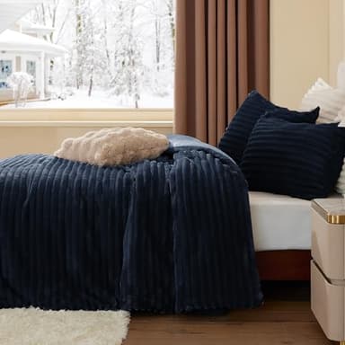 BEDELITE Fleece California King Comforter Set -Super Soft & Warm Fluffy Navy Blue Bedding, Luxury Fuzzy Heavy Bed Set for Winter with 2 Pillow Cases - Image 4
