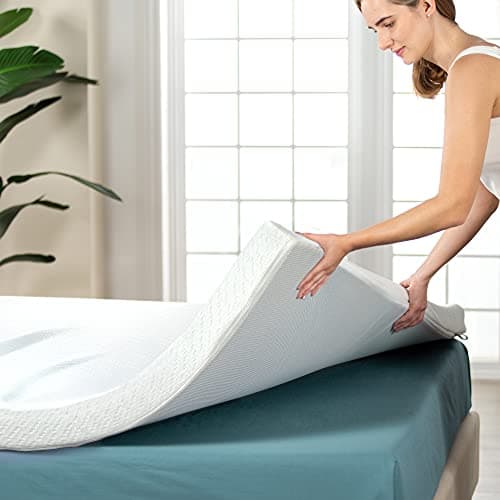 ZINUS 2 Inch Ultra Cooling Gel Memory Foam Mattress Topper with Cooling Cover, CertiPUR-US Certified, Twin, White - Image 1