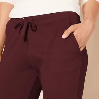 Amazon Essentials Women's Fleece Jogger Sweatpant (Available in Plus Size), Burgundy, Medium - Image 3