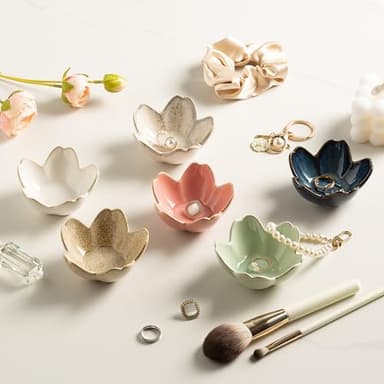 Flower Ring Holder Dish, Ceramic Jewelry Tray Dish, Small Trinket Dish, Jewelry Plate Bowl, Cute Jewlery Ring Holder Dish, Aesthetic Room Decor, Christmas Birthday Gifts for Women, 1 pack (white) - Image 5
