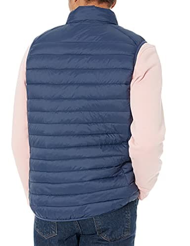 Amazon Essentials Men's Lightweight Water-Resistant Packable Puffer Vest, Navy, X-Large - Image 3