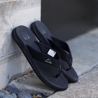Reef Phantoms Mens Beach Flip Flop, Water Friendly, Soft and Supportive Molded Footbed, Black, 12 - Image 7