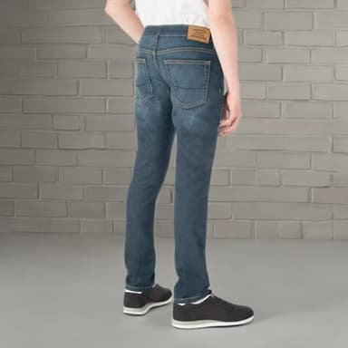 Levi Strauss Signature Gold Men's Athletic Fit Jean - Image 8