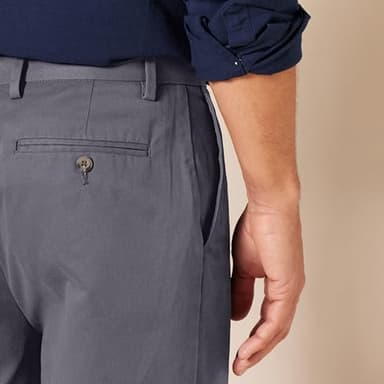 Amazon Essentials Men's Classic-Fit Wrinkle-Resistant Flat-Front Chino Pant (Available in Big & Tall), Charcoal, 46W x 32L - Image 4