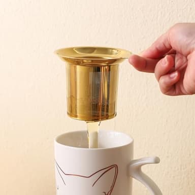 DELARLOCHEF Tea Mug With Infuser And Lid - 20oz Microwave & Dishwasher Safe Ceramic Mug, Cat Lover Gift with Leak-Proof Lid, 304 Stainless Steel Strainer & Spoon, Graduation Gifts, Golden Black Cat - Image 8