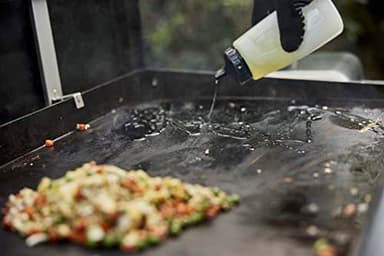 Weber Griddle Essential 5 Piece Tool Set - Image 4