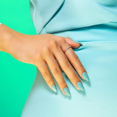 Gelish Soft Gel™ Tips – Professional Quality Press on Nails Extension for Strong, Long-Lasting Manicures – Easy Application, Natural Look, Pre-shaped False Nail (Short Almond, 160 Count) - Image 6