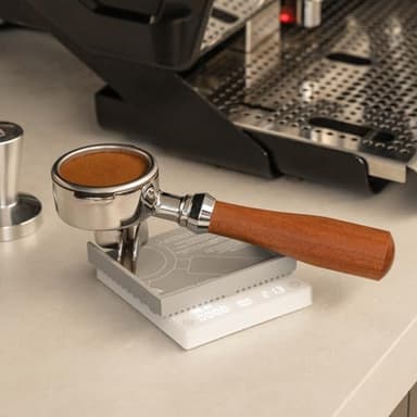 TIMEMORE Basic Mini Coffee Scale, Multifunction Electronic Espresso Scale, Weigh Digital Drip Cone Scale with Timer, Ultra Thin and LightMini Digital Food Kitchen Scale for Baking, Cooking - White - Image 2