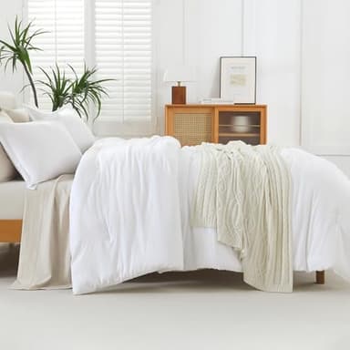 Litanika White Comforter King Size, 3 Pieces Lightweight Solid Bedding Comforter Set, All Season Fluffy Bed Set (104x90In Comforter & 2 Pillowcases) - Image 7