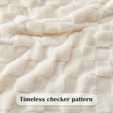 NEWCOSPLAY Super Soft Throw Blanket Ivory Premium Silky Flannel Fleece 3D Checkered Lightweight Bed Blanket All Season Use (Ivory Checkered, Throw(50"x70")) - Image 5