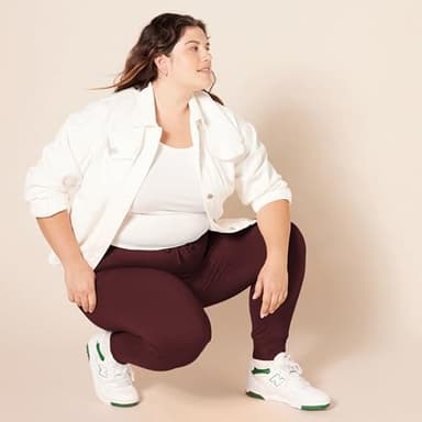 Amazon Essentials Women's Fleece Jogger Sweatpant (Available in Plus Size), Burgundy, Medium - Image 7