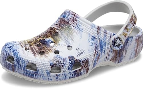 Crocs Unisex-Adult Classic Realtree Clog, Camo Shoes, Atmosphere, 7 Men/9 Women - Image 1