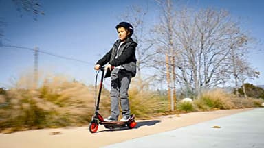 Razor Power Core E90 Electric Scooter with hub motor, push-button throttle, for kids 8+ - Image 2