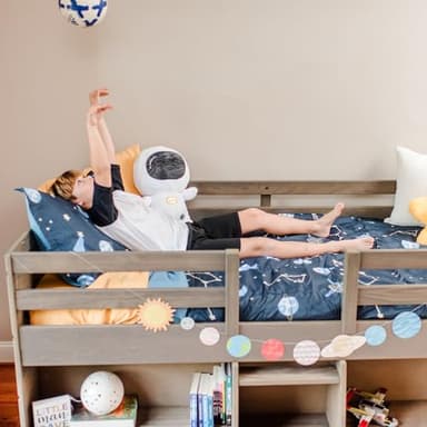 Max & Lily Modern Farmhouse Low Loft Bed, Twin Bed Frame for Kids with 2 Bookcases, Driftwood - Image 7