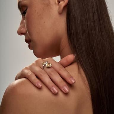 Aoeam Sunflower Fidget Ring for Daughter Women Adjustable Anti-Anxiety Spinner Ring Cubic Zircon Lettering You Are My Sunshine Stress Relief Bee Fidget Ring Jewelry Gift - Image 3