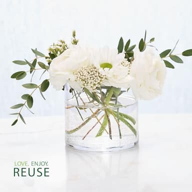 Yankee Candle 3 Wick Candle Jar, Scented Candle with up to 40 Hours of Burn Time, Premium Plant Wax Blend for Consistent Long Lasting Scent from First to Last Burn, Vanilla Cupcake - Image 8