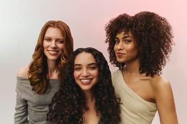 Ouidad Advanced Climate Control Heat & Humidity Gel - 8.5 fl oz, Anti-Frizz Nano Technology, Locks Out Humidity, Crunch-Free Styling Gel for Curly Hair, For All Curl Types - Image 6