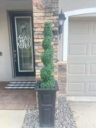 4' Spiral Boxwood Topiary Trees Artificial Outdoor Plants in Plastic Pot Front Porch Plants Set of 2 - Image 3