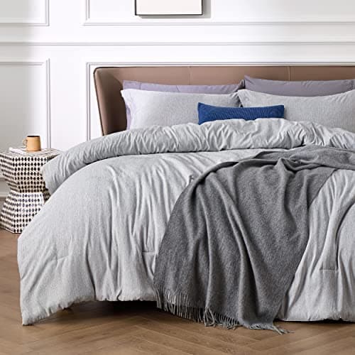 Bedsure Queen Comforter Set - Grey Soft Bedding for All Seasons, Cationic Dyed Bed Set, 3 Pieces, 1 Queen Size Comforter (90"x90") and 2 Pillow Shams (20"x26"+2") - Image 1