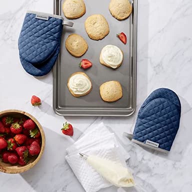 KitchenAid Asteroid Mini Oven Mitt Set, 5.5"x8", Blue Willow, 2 Piece - Image 2