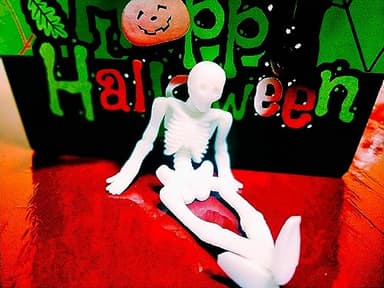 UpBrands Halloween Party Favors - 48 Stretchy Skeleton Toys – Non-Candy Goodie Bag Stuffers, Scary Mini Skeleton for Kids Ages 3+, Trick-or-Treat Supplies - Image 9