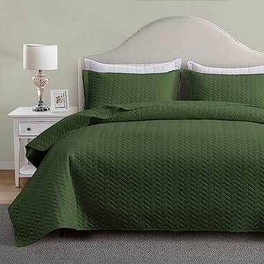 Maple&Stone Quilt Set Queen Size, Lightweight Olive Green Bedspread Ultrasonic Chevron Pattern Light Coverlet for All Season Comforter Bedding Decor - 3 Piece Full Bed Cover Sets - Image 1