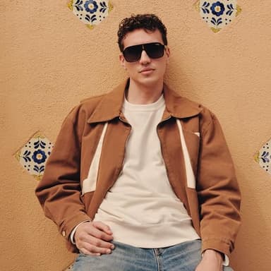 Carrera Smart Glasses with Alexa (newest model), Smart audio glasses, Cruiser black frames with gradient sunglass lenses, Navigator - Image 3