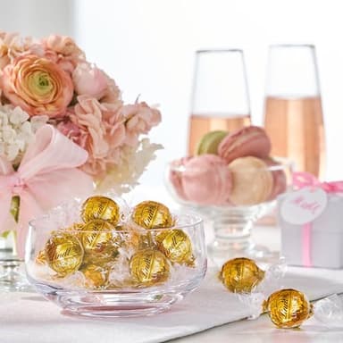 Lindt LINDOR White Chocolate Truffles, White Chocolate Candy with Smooth, Melting Truffle Center, Great for Gift Giving, 5.1 oz. Bag (6 Pack) - Image 3