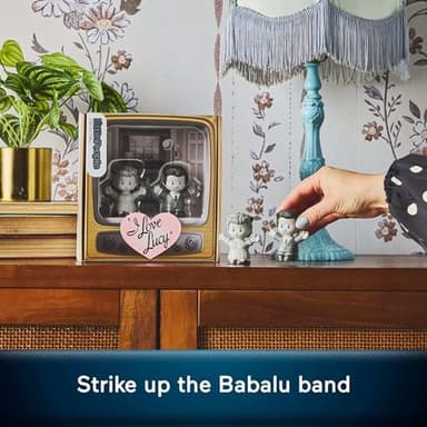 Little People Collector I Love Lucy: Lucy and Ricky Special Edition Figure Set for Adults & Fans in Display Package (Amazon Exclusive) - Image 4