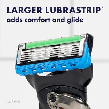 Gillette Fusion ProGlide Razor for Men, Handle + 4 Blade Refills - Image 4
