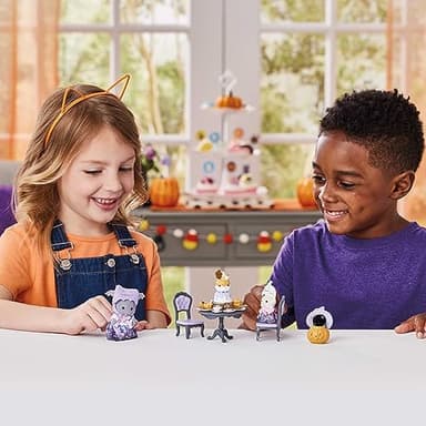 Calico Critters Halloween Surprise Party Set - Image 3