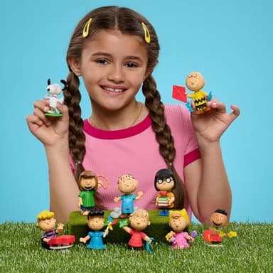 Peanuts Collector's Figure Set - Image 4