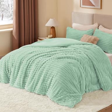 BEDELITE Fleece Queen Comforter Set -Super Soft & Warm Fluffy Light Green Bedding, Luxury Fuzzy Heavy Bed Set for Winter with 2 Pillow Cases - Image 2