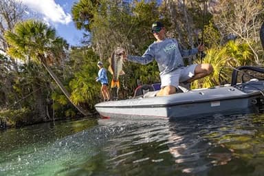 HUK Men's Standard Pursuit Pattern Crew Sleeve, Performance Shirt, Mossy Oak-Calmwater Silver Sky, Small - Image 4