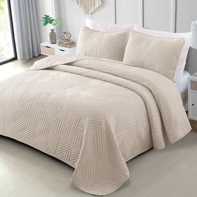 Exclusivo Mezcla Ultrasonic Full Queen Quilt Bedding Set, Lightweight Brich Beige Bedspreads Soft Modern Geometric Coverlet Set for All Seasons (1 Quilt and 2 Pillow Shams) - Image 1
