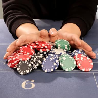 LUOBAO 500Pcs Poker Chips Set for Texas Holdem,Blackjack, Tournaments with Aluminum Case,2 Decks of Cards, Dealer, Small Blind, Big Blind Buttons and 5 Dice,11.5 Gram - Image 7