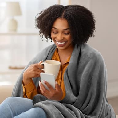 Utopia Bedding Fleece Blanket Queen Size Grey 300GSM Luxury Anti-Static Fuzzy Soft Microfiber Bed Blanket (90x90 Inch) - Image 3