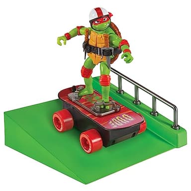 Teenage Mutant Ninja Turtles: Mutant Mayhem Raphael on a Skateboard with Accessories by Playmates Toys - Amazon Exclusive - Image 1