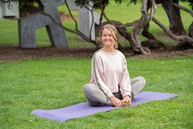 YOGATI Yoga Mat with Alignment Lines. Exercise mat with carry strap. Pilates mats for yoga or Fitness. Non slip Workout Mat. Thick Yoga Mats for women and men. Gym mats for home. Yoga matt thick. - Image 6