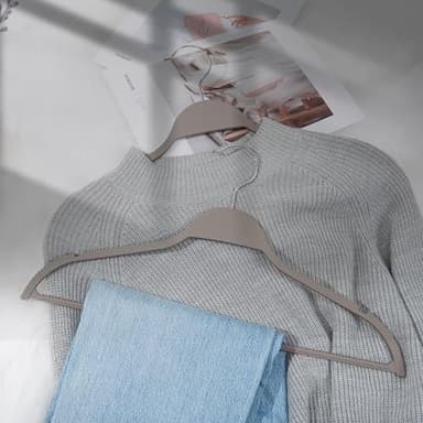 ELONG HOME Plastic Clothes Hangers, Upgraded Rubber Non Slip Plastic Hangers, Non Velvet Durable Slim Clothing Hangers, 17.7 Inches Wide for Adults Clothes, 20 Pack - Image 2